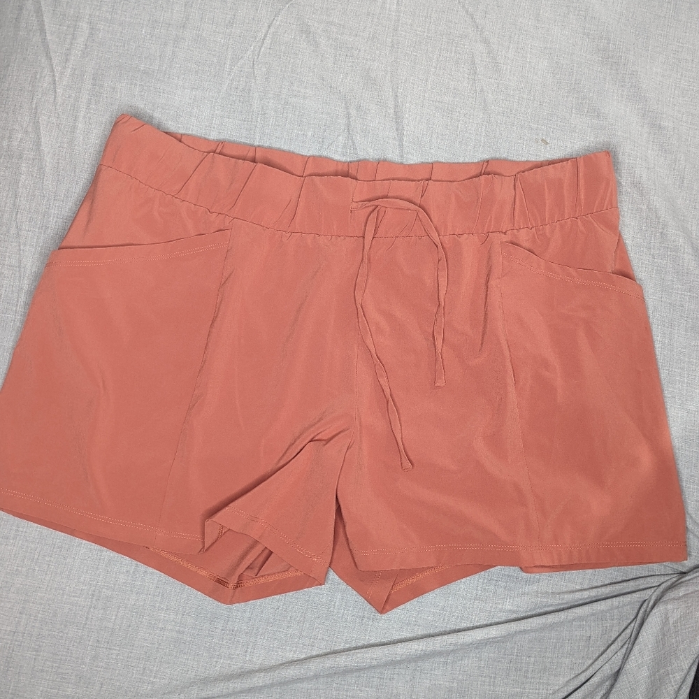 All In Motion active shorts
